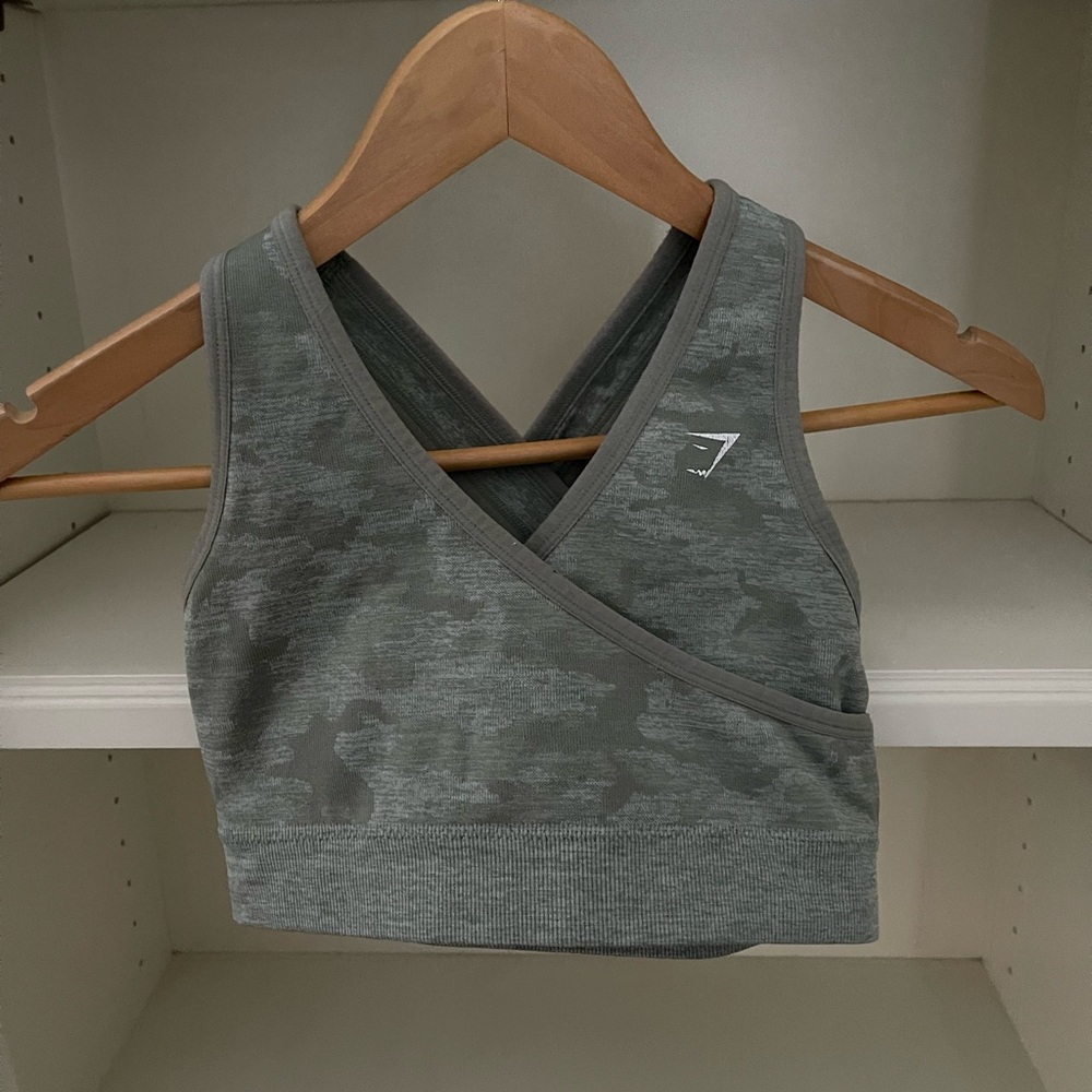 GYMSHARK ADAPT CAMO SEAMLESS SPORTS BRA S